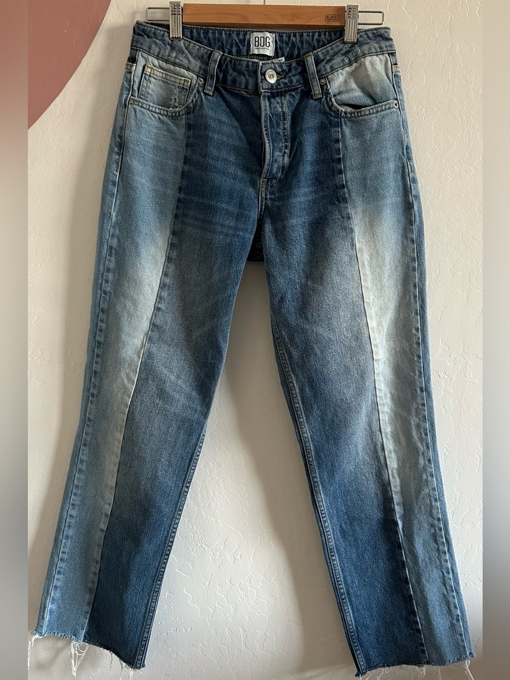 BDG Jessye Women’s Two Tone Blue Denim Jeans size 28 Y2K Raw Hem